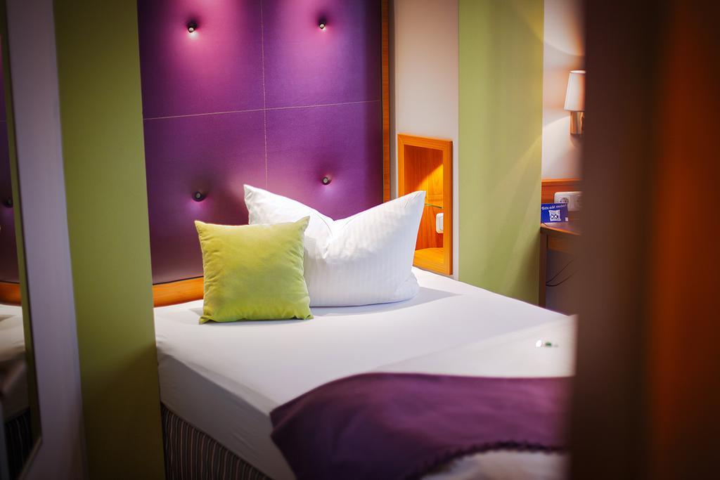 Hotel Am Turm Kaufbeuren Bilik gambar